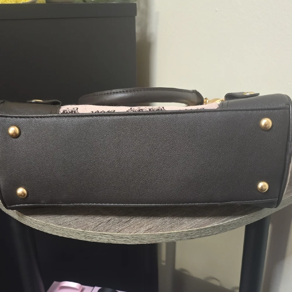 Juicy Couture Black and Pink Satchel with Gold Charm - Picture 6 of 8